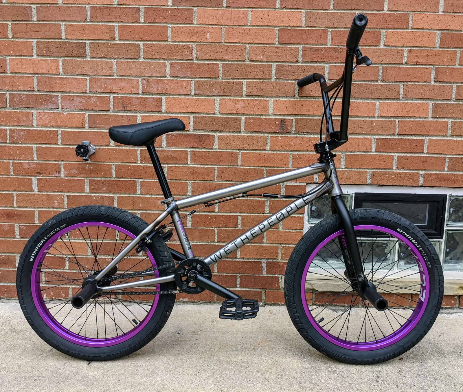 Outdoor side profile of the Trust FC with the additional matching pair of stock pegs installed.